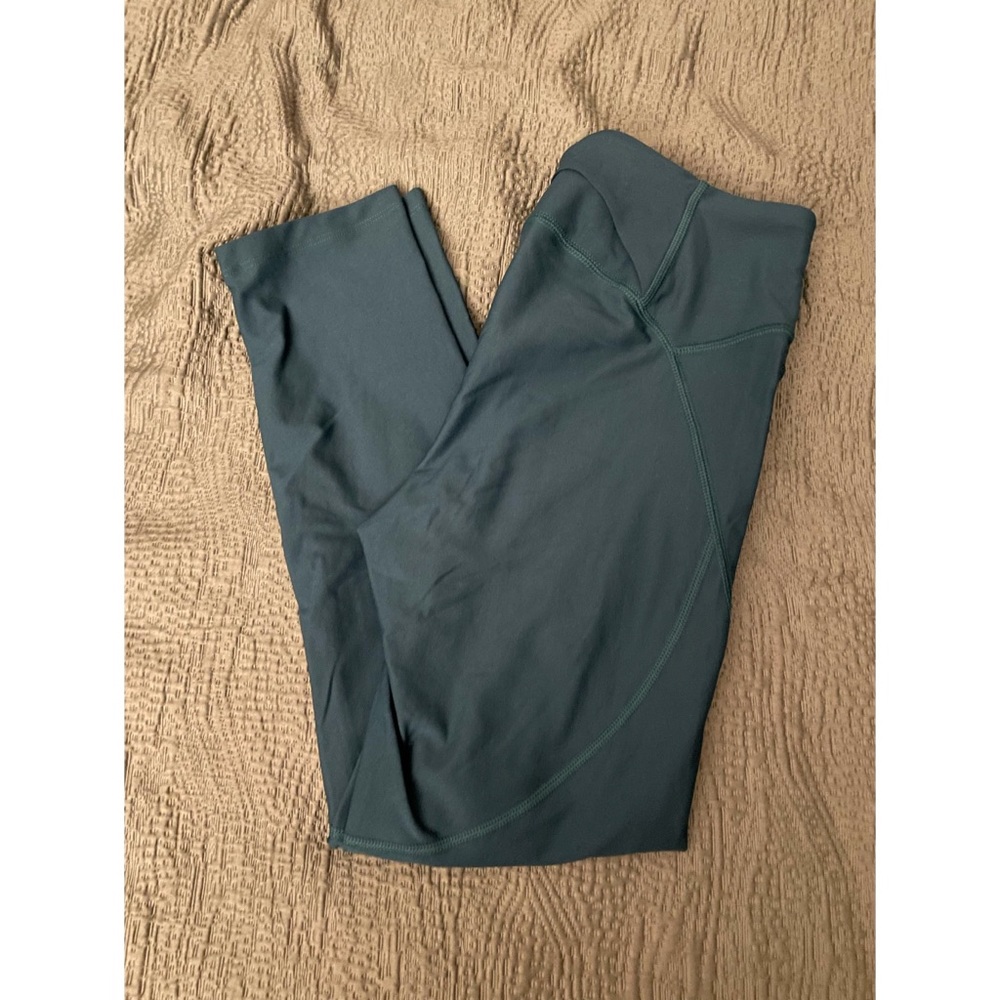 UNDERARMOUR Deep Teal Compression Leggings (Sz M)